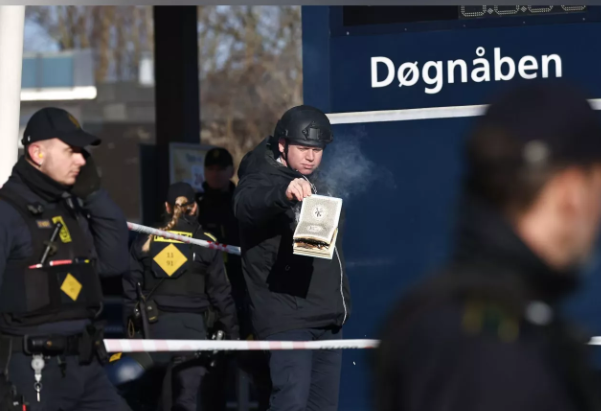 Büyükelçi Dışişleri'ne çağrıldı! Danimarka izin verdi, Paludan bir kez daha Kur'an yaktı! - Resim: 1
