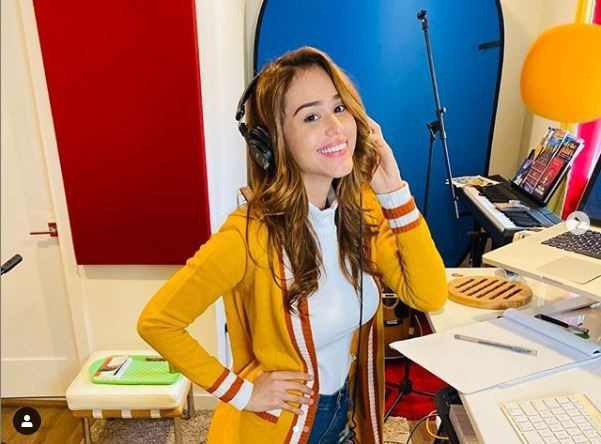 Dünyanın en güzelinden kötü haber! Yanet Garcia görevi bırakıyor - Resim: 3