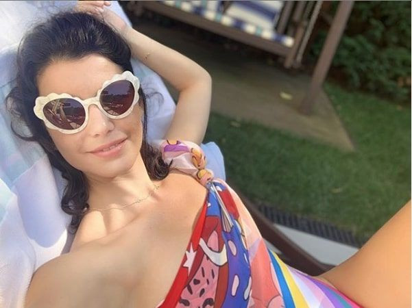 Beren Saat Kenan Doğulu'ya poz verdi mayolu hali herkesi büyüledi - Resim: 2