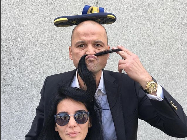 Masterchef Murat Özdemir biber gazı sıkılarak gözaltına alındı - Resim: 1