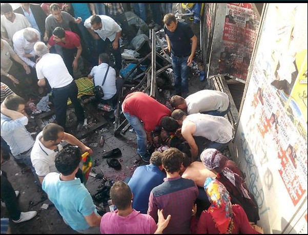 HDP'nin Diyarbakır mitinginde patlama - Resim: 4