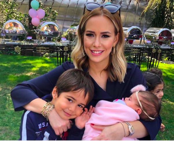 Nur Tuğba Namlı kimdir eşi Mustafa Namlı kaç yaşında mesleği - Resim: 1