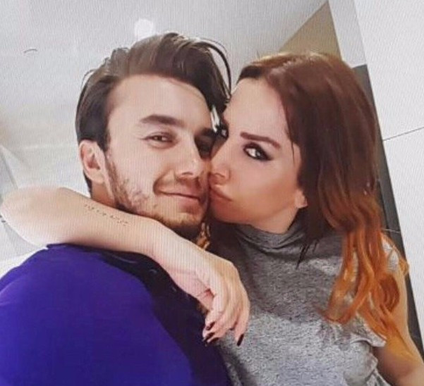 Mustafa Ceceli'nin sevgilisi Selin İmer'den olay mesaj - Resim: 1