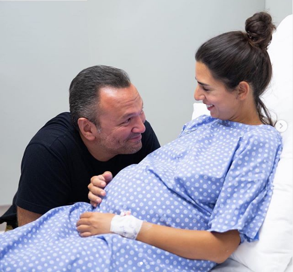 Güldür Güldür Show'un Aziz Bey'i Ali Sunal'dan eşine duygusal mesaj - Resim: 2