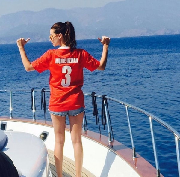 Sinan Akçıl'la aşk yaşıyor mu? İlk kez konuştu - Resim: 3