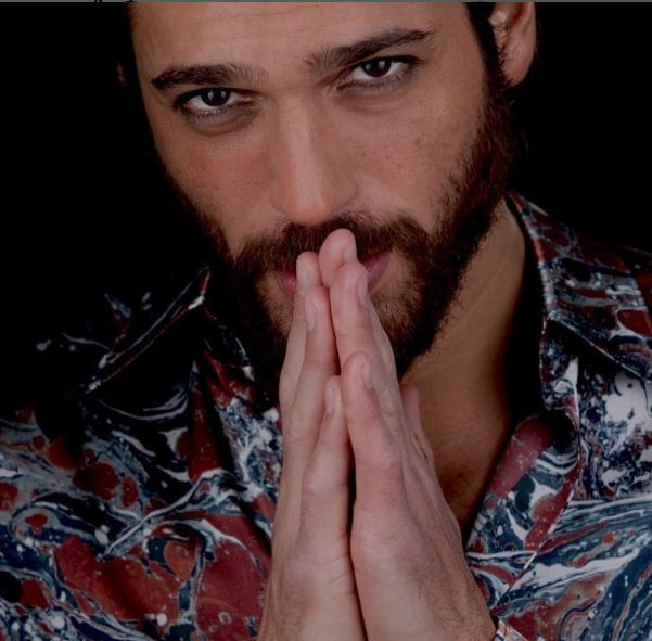 Can Yaman'ın o hareketi gazetecileri çıldırttı! Tüm kameraları anında kapattılar - Resim: 2