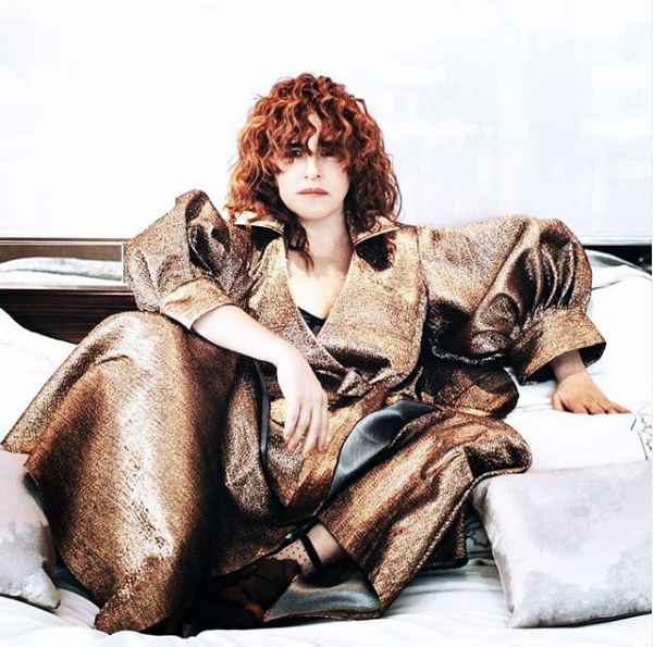 Esra Dermancıoğlu 'selülit' pozu paylaştı takipçileri eleştiri yağmuruna tuttu - Resim: 2