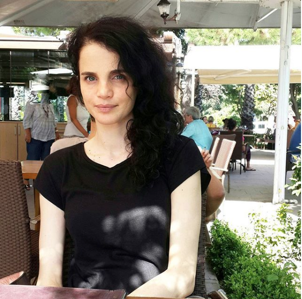 Tuğçe Kazaz yine sahnede! ABD Rusya Suriye... - Resim: 3