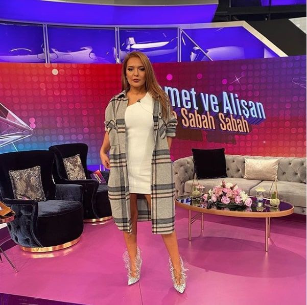 Demet Akalın'ın 'koca' sözleri Twitter'ı ayağa kaldırdı tepkiler çığ gibi büyüdü - Resim: 1