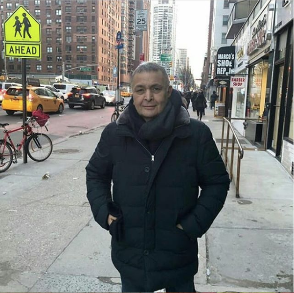 Bollywood yıldızı Rishi Kapoor hayatını kaybetti kanser tedavisi görüyordu - Resim: 2