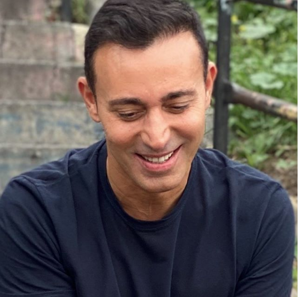 Mustafa Sandal belediyelerin bağış hesaplarının bloke edilmesine isyan etti - Resim: 1