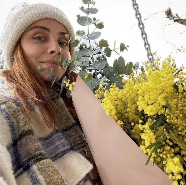 Kağıt Ev'in başrolü Nur Fettahoğlu atletiyle pozunu paylaştı herkes aynı yorumu yaptı - Resim: 4