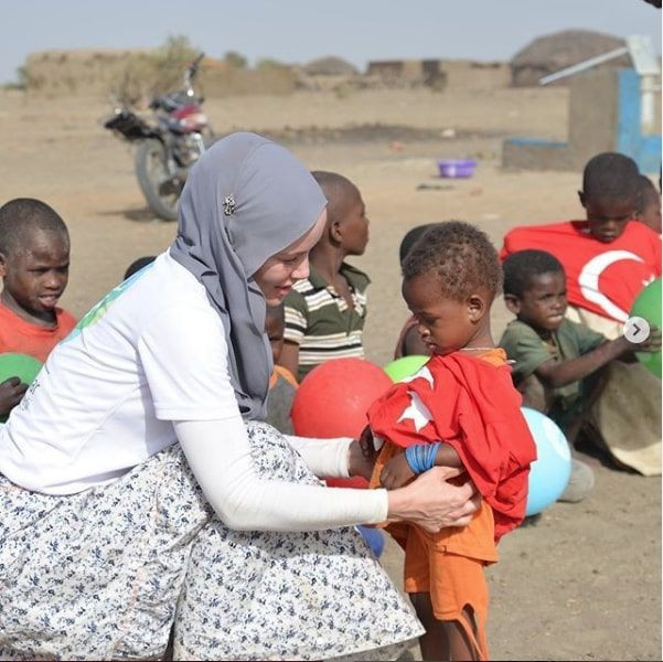Gamze Özçelik Rize'ye gitti hayran kaldı 'Sanırım öldüm cennette uyandım' - Resim: 1