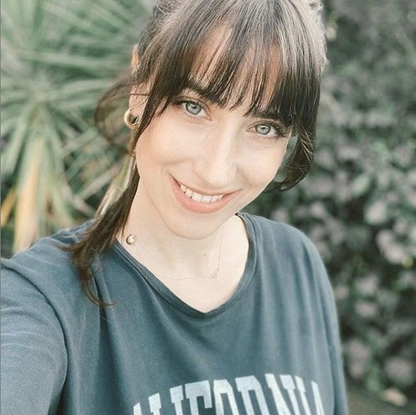 Hazal Kaya makyajsız hali! Sıfır makyaj halini yayınladı yer yerinden oynadı - Resim: 3