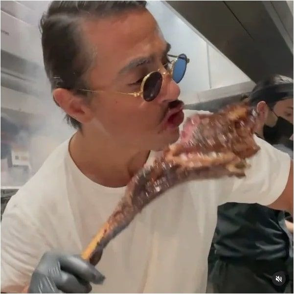 Nusret Gökçe 10 güzelle beraber video çekti! Binlerce yorum aldı - Resim: 3