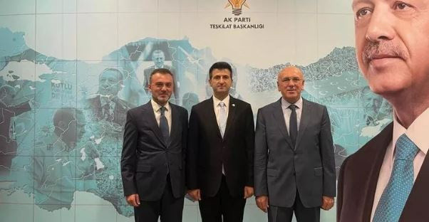 Mehmet Ali Çelebi tercihini yaptı! 'Yoluma AK Parti ile devam edeceğim' - Resim: 0