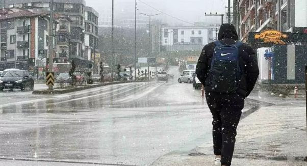 Kar yağışı nedeniyle birçok ilde eğitime ara - Resim: 3