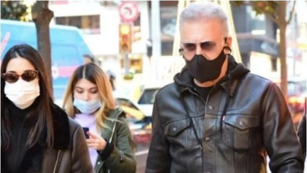 Savaşçı'nın oyuncusu Tamer Karadağlı 30 yaş küçük sevgilisiyle aşk pozu verdi - Resim: 2