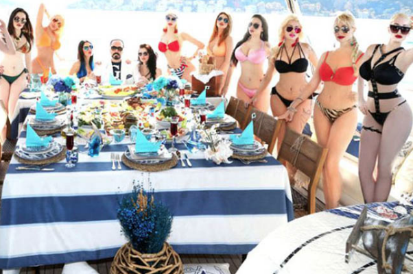 Gizli tanık 'kedicik'ten olay ifşa! 40'tan fazla kişiyle ilişkiye girmiş - Resim: 1