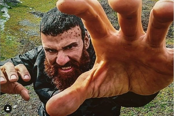 ATV Kuruluş Osman dizisinin oyuncusu Tolga Akkaya vazgeçilmez karakter oldu! - Resim: 3