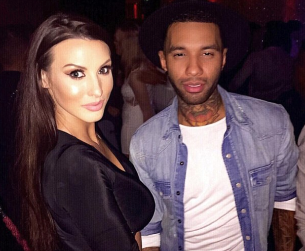 Elindeki dövme yakalattı! Eşiyle birlikte cinsel ilişki gösterisi - Resim: 3