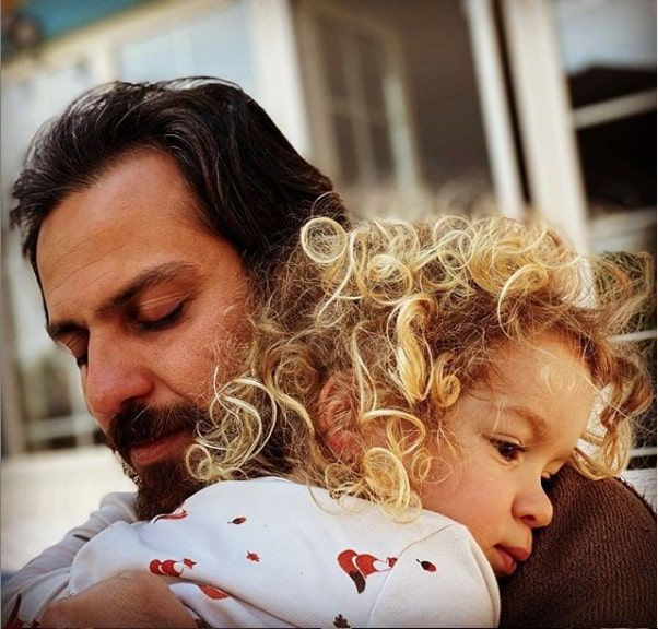 Çukur'un Vartolu'su Erkan Kolçak Köstendil'den alkışlık hareket AKUT'a bağış için... - Resim: 3