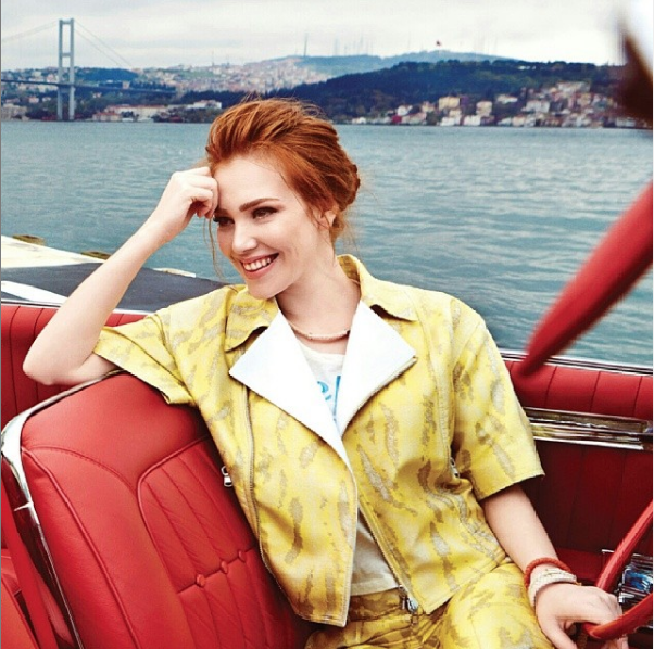 Çarpışma'nın başrolü Elçin Sangu IMBD'ye damga vurdu! Zirveye oturdu - Resim: 4