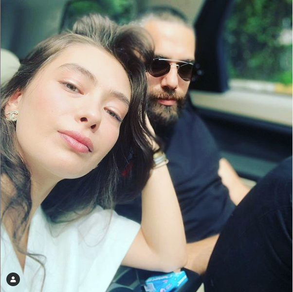 Kadir Doğulu Neslihan Atagül ile karantina günlerinin nasıl geçtiğini anlattı - Resim: 4