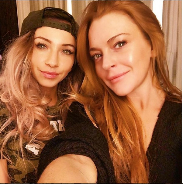 Dünyanın konuştuğı star Müslüman mı oldu? Bu pozu olay  - Resim: 3