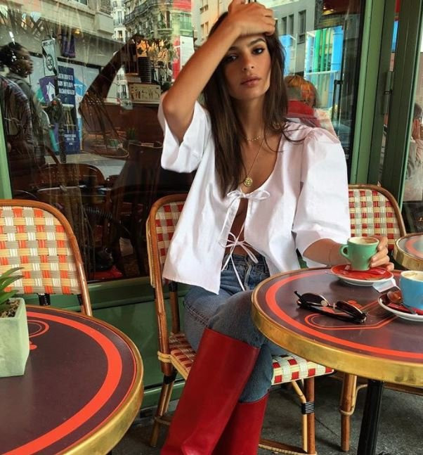 Ünlülerin sütyensiz hallerine bakın! - Resim: 4