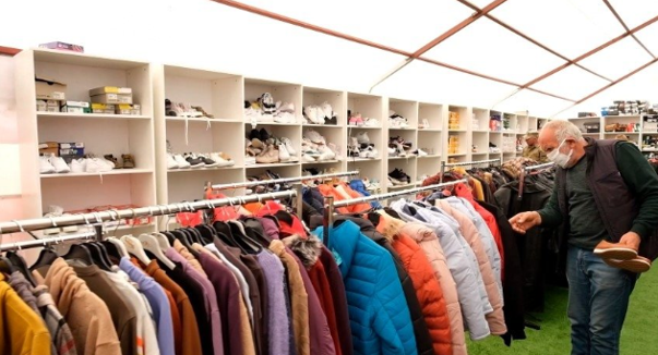 Tüm ihtiyaçlar düşünüldü! Bakan Murat Kurum'dan geçici barınma alanlarına ilişkin paylaşım - Resim: 4