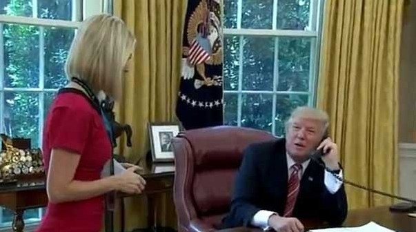 Trump'ın aklını başından alan muhabir öyle bir kur yaptı ki! - Resim: 1