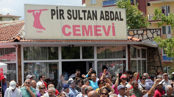 Ethem Sarısülük son yolculuğuna uğurlanıyor... - Resim: 4