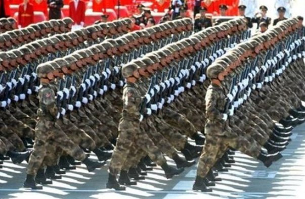 Çin ordusu savaşa mı hazırlanıyor - Resim: 3