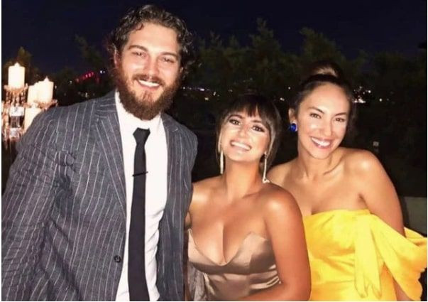 Çağatay Ulusoy'un  doğum günü için Hazar Ergüçlü bakın ne yazdı imajı dikkat çekti - Resim: 1