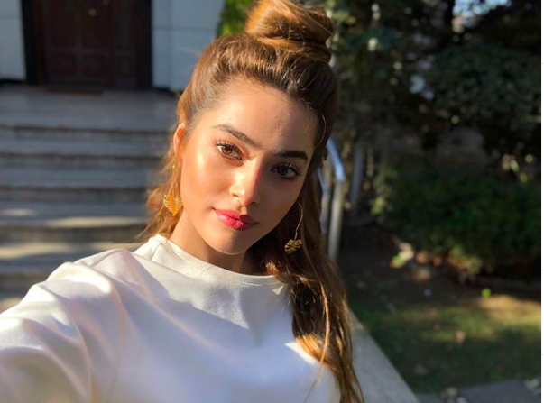 Leoparlı bikinisiyle plaja indi  Zalim İstanbul'un Damla'sı yıktı geçti - Resim: 3