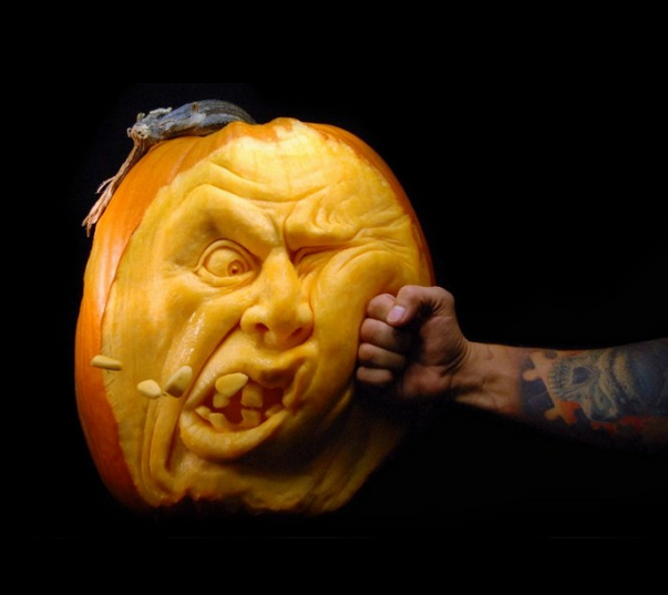 Balkabağı dediğin böyle oyulur - Resim: 1