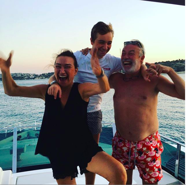 Demet Akbağ çocuğu Ali Çıka kaç yaşında kimdir? - Resim: 4