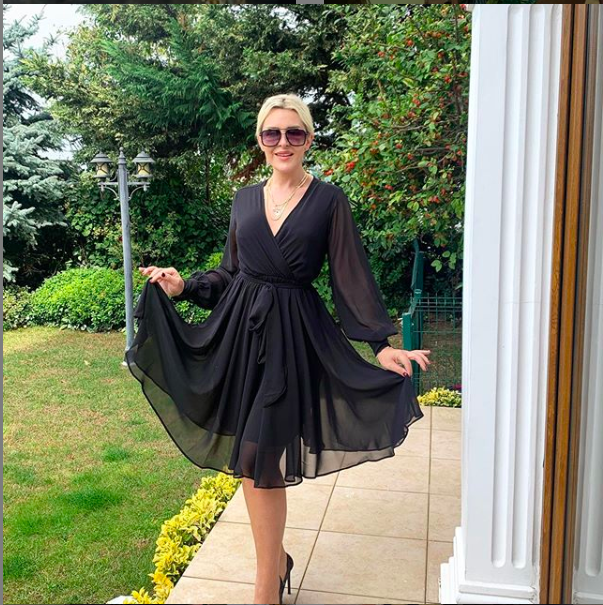 Selin Ciğerci babası ne iş yapıyor hangi mağazanın sahibi - Resim: 1