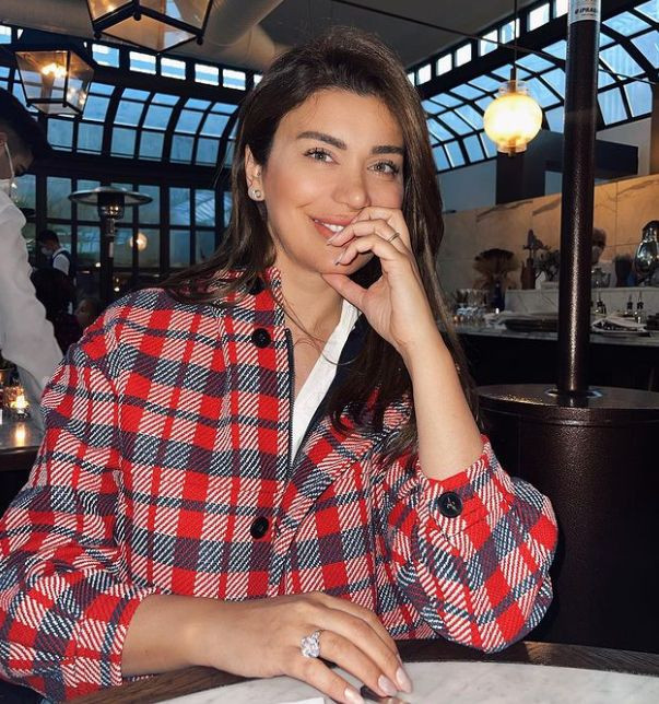 Ebru Şancı'nın zor günü! Büyük bir ağrıyla apar topar hastaneye koştu, neye uğradığını şaşırdı! - Resim: 1