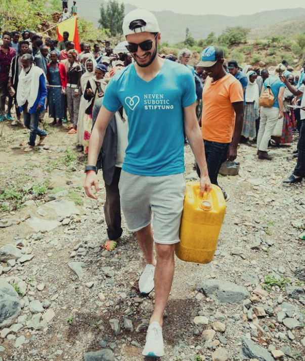 Helal olsun sana Nuri! Tatile gitmedi Etiyopya'da su kuyusu açtı - Resim: 1