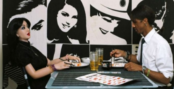 13 yıldır silikon bebekle evli - Resim: 3