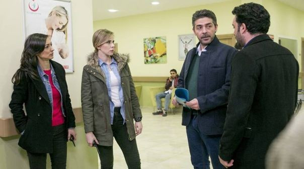 Arka Sokaklar yeni bölüm Rıza Baba şokta - Resim: 3