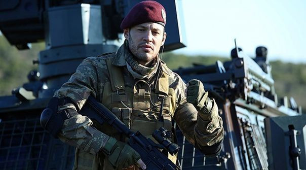 Avatar Atakan eski sevgilisiyle davalık oldu meğer mailine girip... - Resim: 1