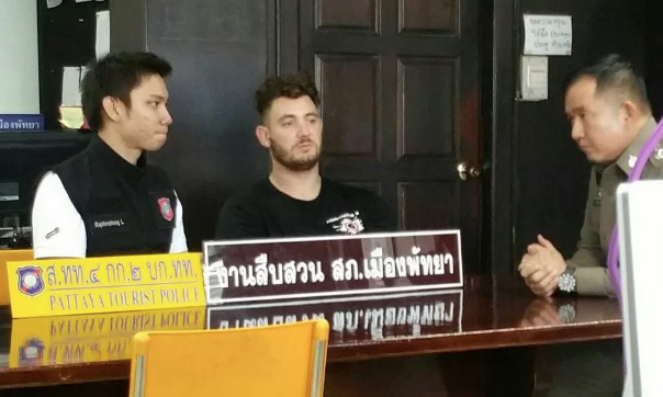 Balkonda cinsel ilişkiye girdi sonrası korkunç! - Resim: 3