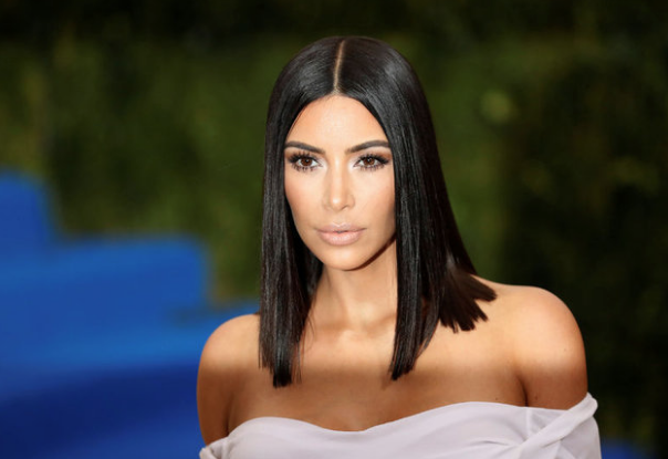 Kim Kardashian photoshop'u abarttı rezil oldu - Resim: 4