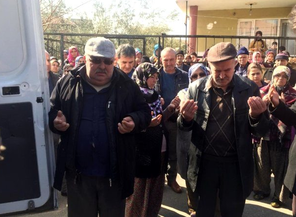 Olayın adresi bu kez Eskişehir! Kocası tarafından öldürülen kadın toprağa verildi - Resim: 1