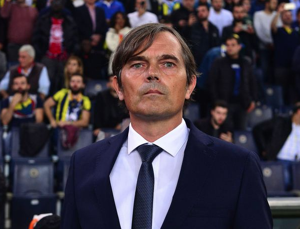 Ali Koç teknik direktörlük için aradığını buldu mu? Zico ve Alex... - Resim: 1