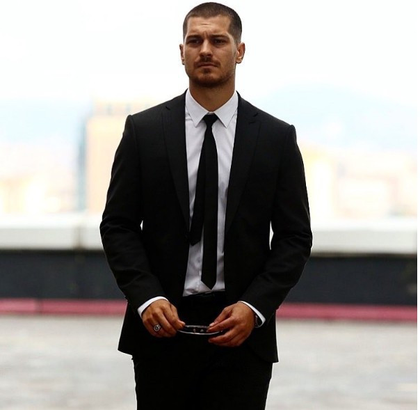 Çağatay Ulusoy'un sevgilisine bakın kimdir Diyar Onar? - Resim: 3