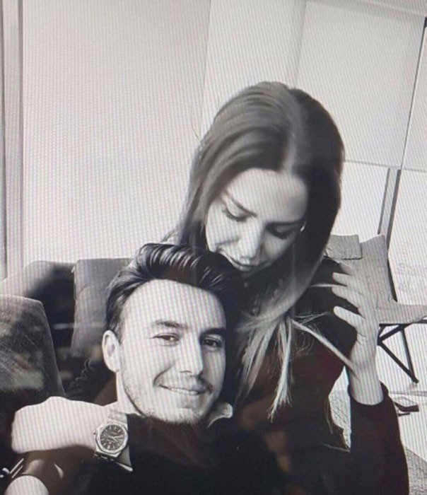 Selin İmer haç işaretinin gizemini açıkladı bakın ne - Resim: 2